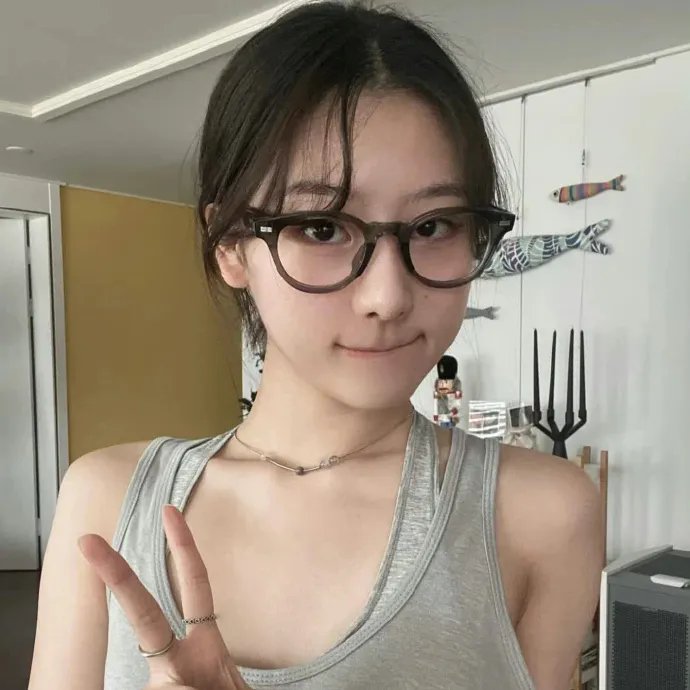 她和她的她